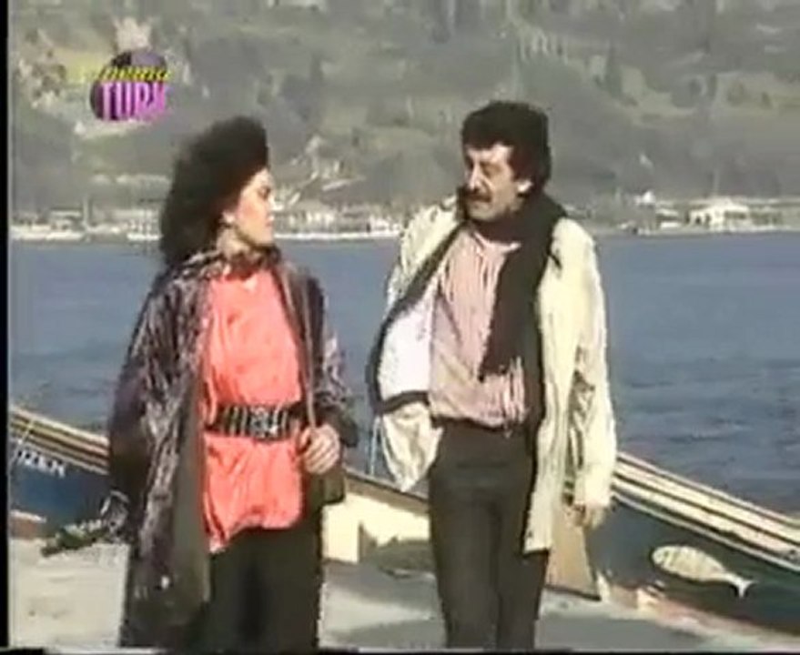 Müslüm Gürses__Bilmiyor musun sevildiğini