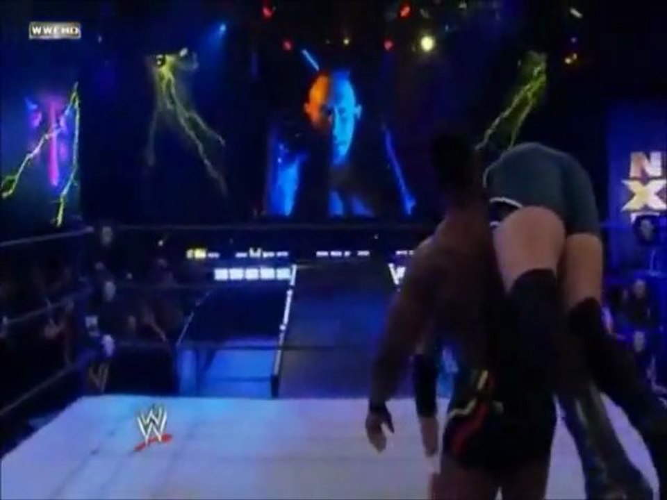 Conor O'Brian Sends Big E Langston A Message!