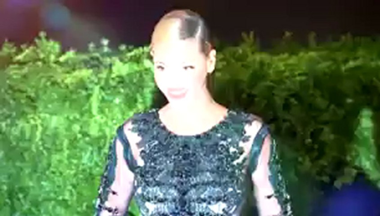 Celebrities React to Beyonce's Lip-Sync