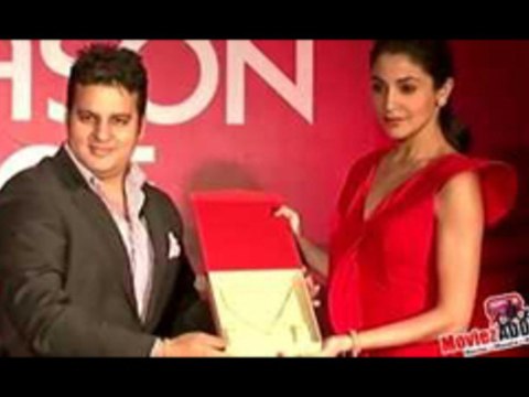 Anushka Sharma launches 'Season of Love' by Gitanjali Jewels