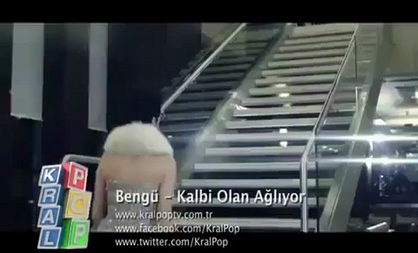 Bengü - Kalbi Olan Ağlıyor Şarkı Klip 2012