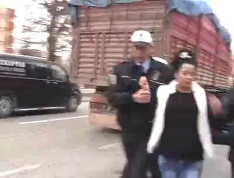 Konya'da Alkollü Kadın Şoke Etti