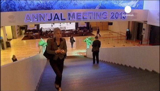 Ue: Draghi ripresa nel 2013, ma basta tasse