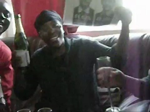 SARKOZY ET L'AFRICAIN - ELECTIONS PRESIDENTIELLES - FRANCE MAI 2012_0002