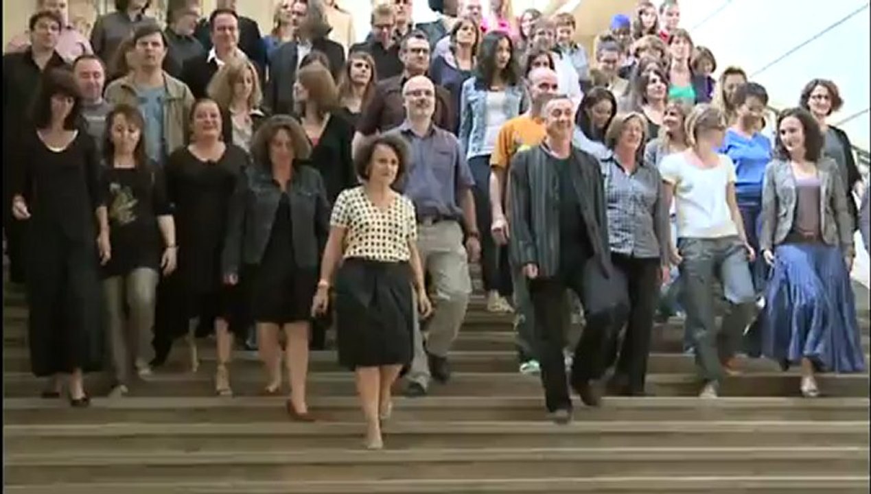 Vue sur les marches - L'équipe du Théâtre National de Chaillot