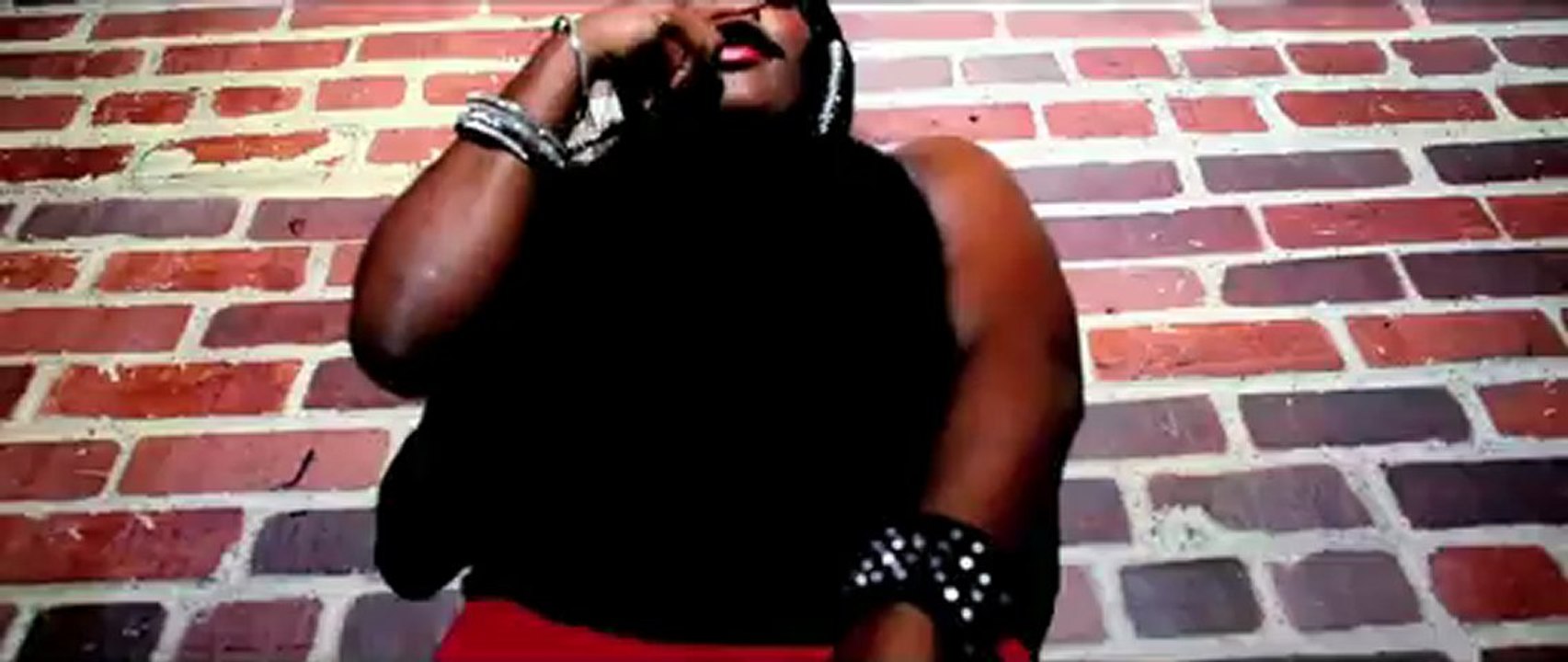Dj Love- 'Shake It Like U Mean It, ft. Big Poppa, 3feet, and Goody G - www.uget.in