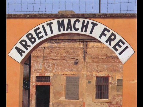 DISEGNI DEI BAMBINI DI TEREZIN (COOP DI VIA PALMANOVA A MILANO)