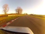 Tour de piste avec la 106 Xsi par Vincent au circuit de Clastres