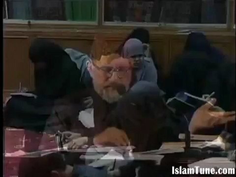 Footsteps of Huzoor sallallahualaihiwasallam and Ibrahim alaihisalam were same by Dr Tahir ul Qadri