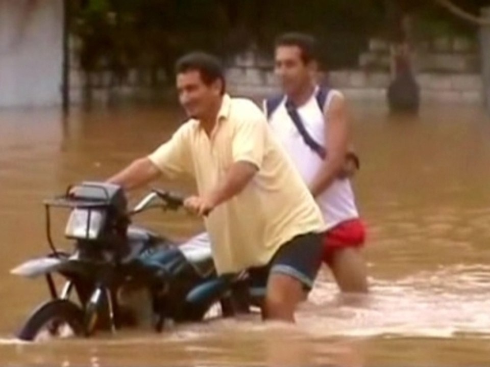 Floods hit Peru