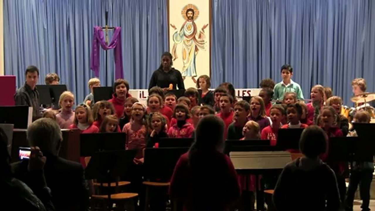 Le lion est mort ce soir - Voix junior et percussions