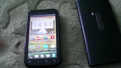 Porwnanie Nokia Lumia 920 vs Motorola Defy