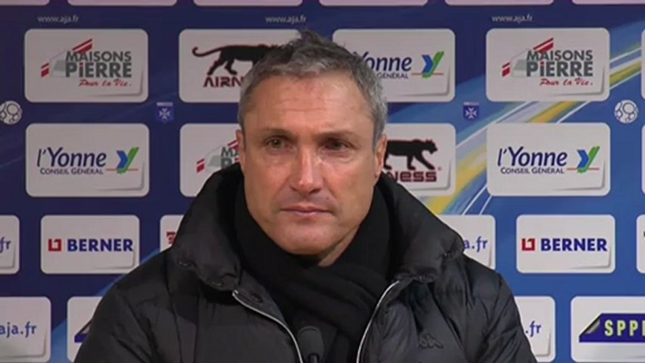 Conférence de presse AJ Auxerre - Le Mans FC : Bernard  CASONI (AJA) - Denis ZANKO (LEMANS) - saison 2012/2013