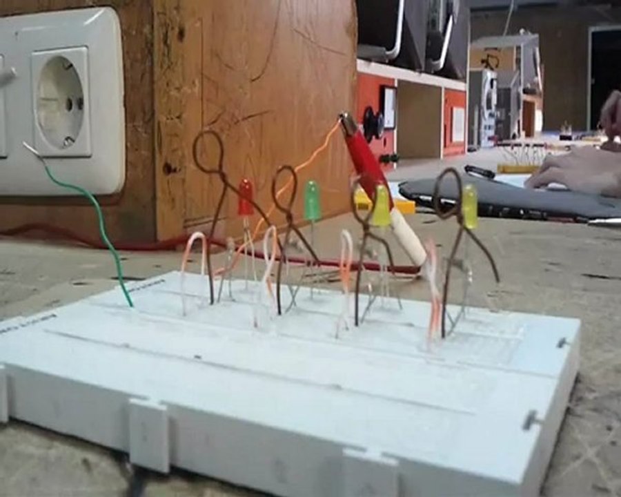 Práctica Digital 02 - Generando Números Binarios