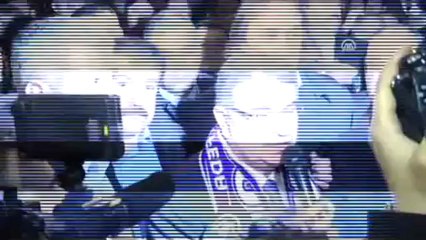 Havaalanında İdris Naim Şahin izdihamı