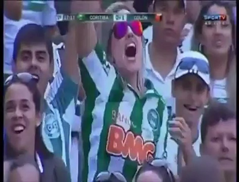 Alex'in kornerden attığı muhteşem gol