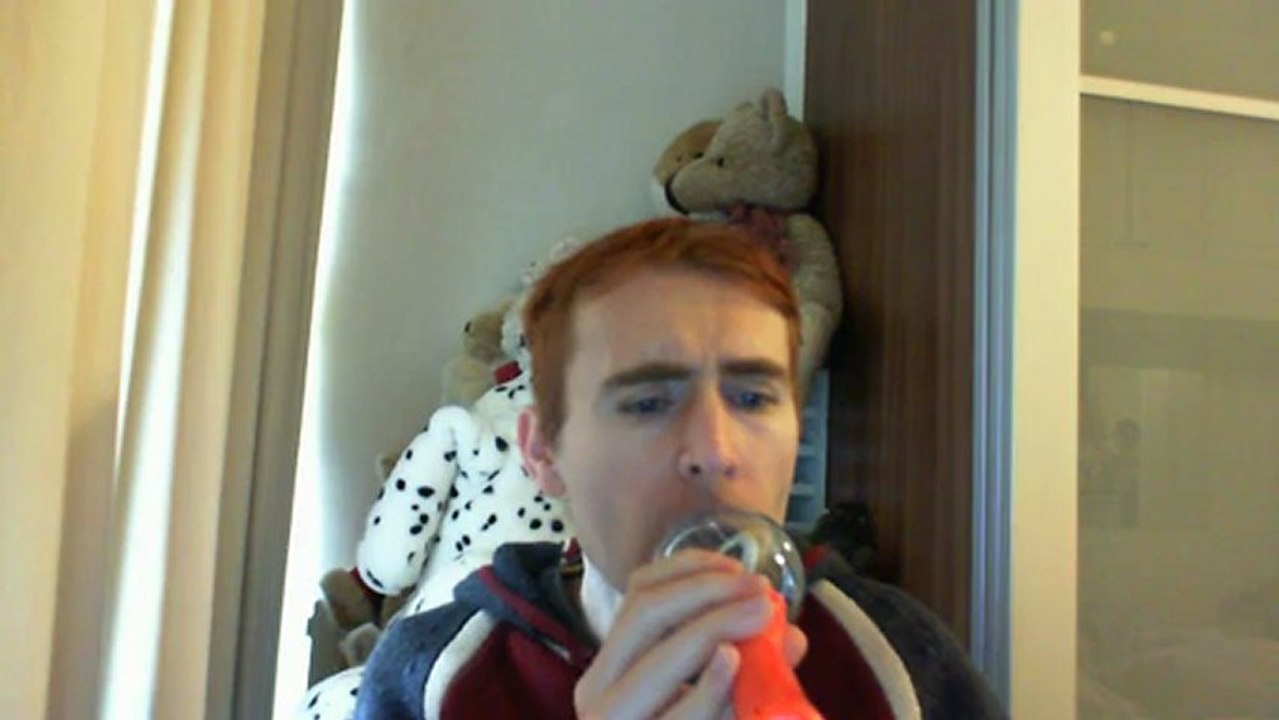 Wiwi égratigne "tu me manques" de Grégoire