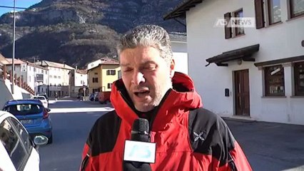 Video herunterladen: VALANGA SULLE CRESTE BIANCHE, DUE MORTI