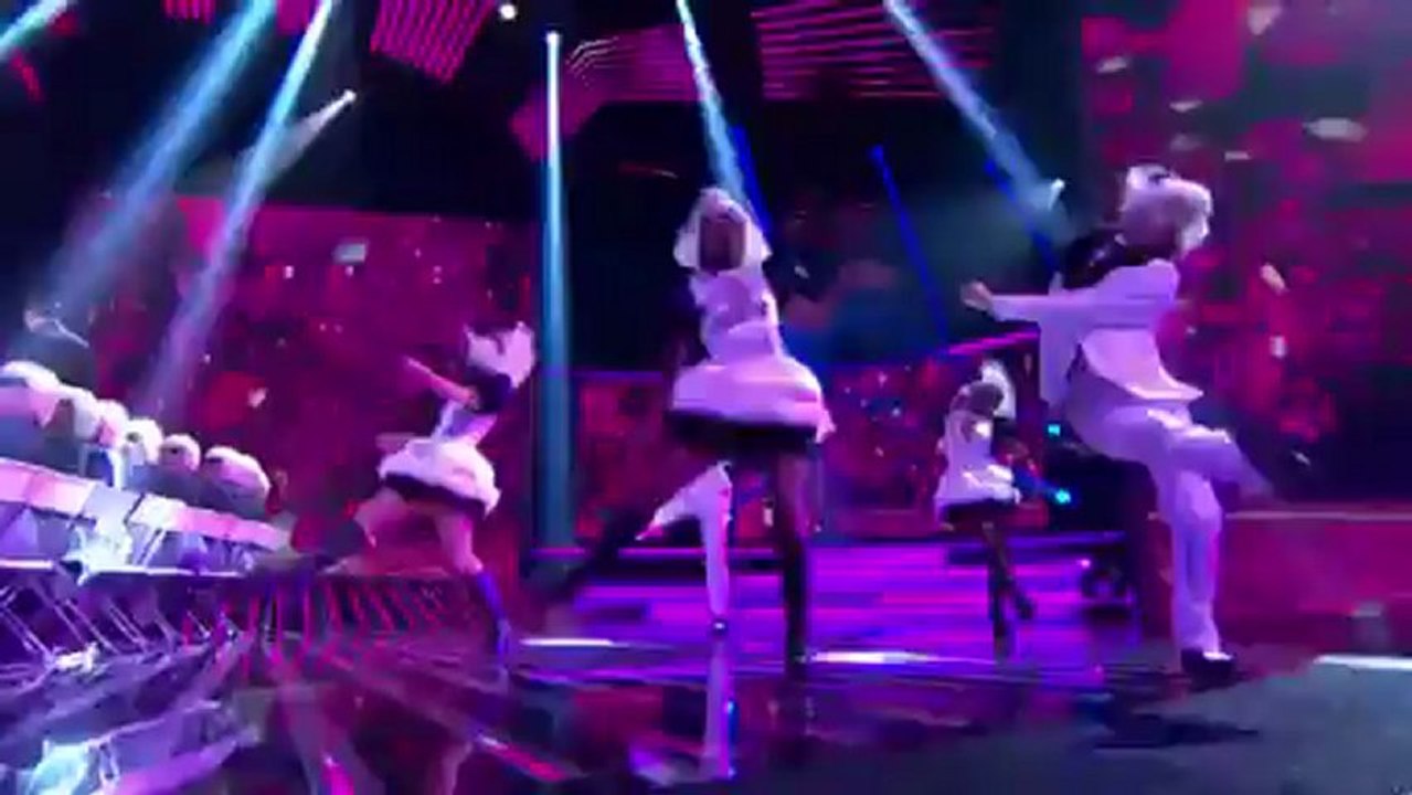 Rylan Clark -  Groove Is In The Heart/Gangnam Style.