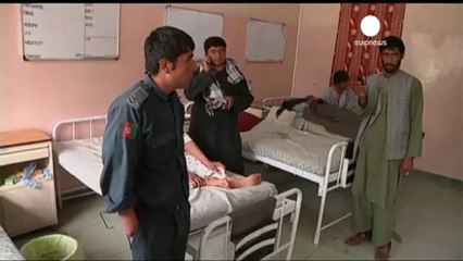 Afganistan'da polise bombalı saldırı