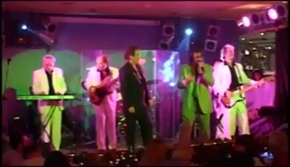 LOS GALOS - Argentina - Un poco mas de amor  ( Nino fuentes )