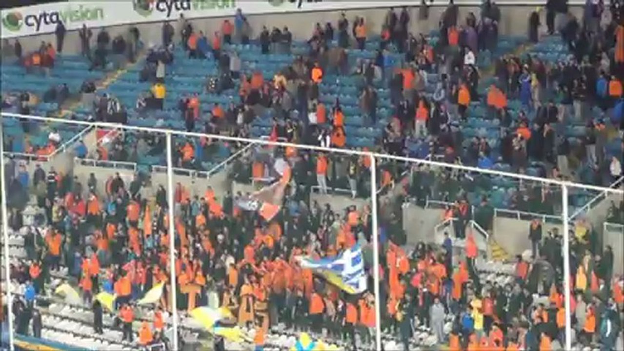 Ολυμπιακός-ΑΠΟΕΛ-οπαδοί ΑΠΟΕΛ Μαντούκα