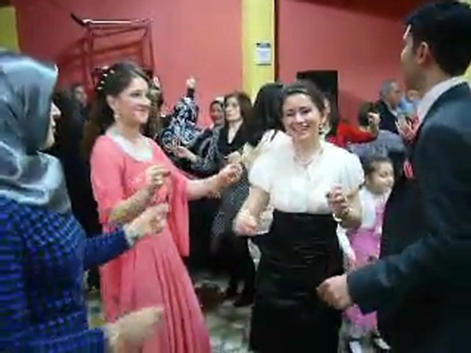 Azdavaylı Ali Balın Kızının Nişanı Şükran İbrahim K.Müjdat Piyanistci Kazım