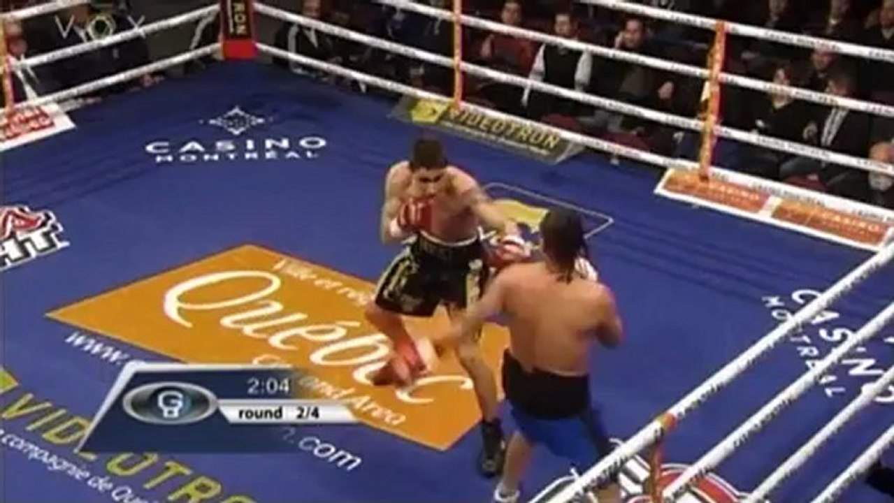 Mikael Zewski vs Leonardo Rojas 2010-12-18