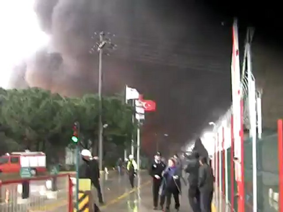 AKSA'DA YANGIN