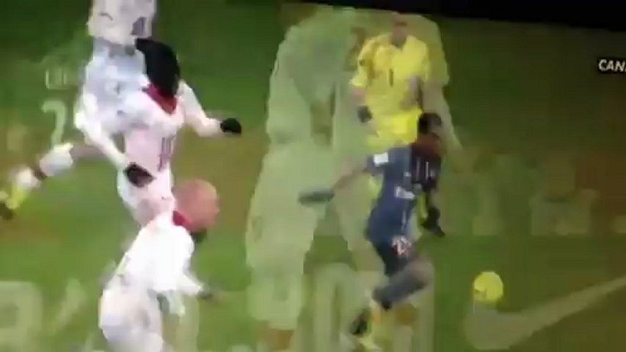 La magnifique passe-roulette de Lucas Contre Lille !