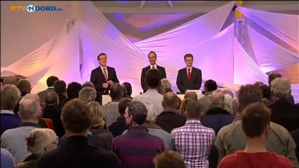 Bijeenkomst begint met zingen Wilhelmus - RTV Noord