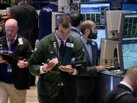 U.S. Stocks End Mixed: Apple Boosts The NASDAQ