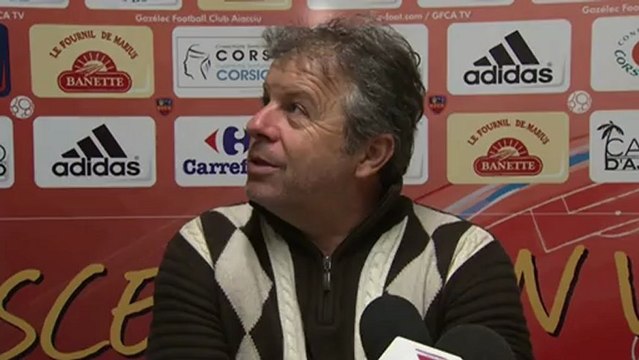 Conférence de presse GFC Ajaccio - Havre AC : Jean-Michel CAVALLI (GFCA) - Erick MOMBAERTS (HAC) - saison 2012/2013