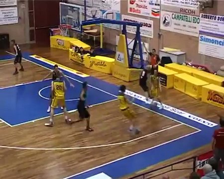 Icaro Sport. La Falegnami Castelfiorentino-Crabs Rimini 63-78, la gara