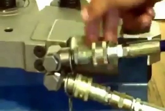 dụng cụ siết mở bu lông thủy lực ( cờ lê thủy lực) call 0937 049 870 Mr Chương