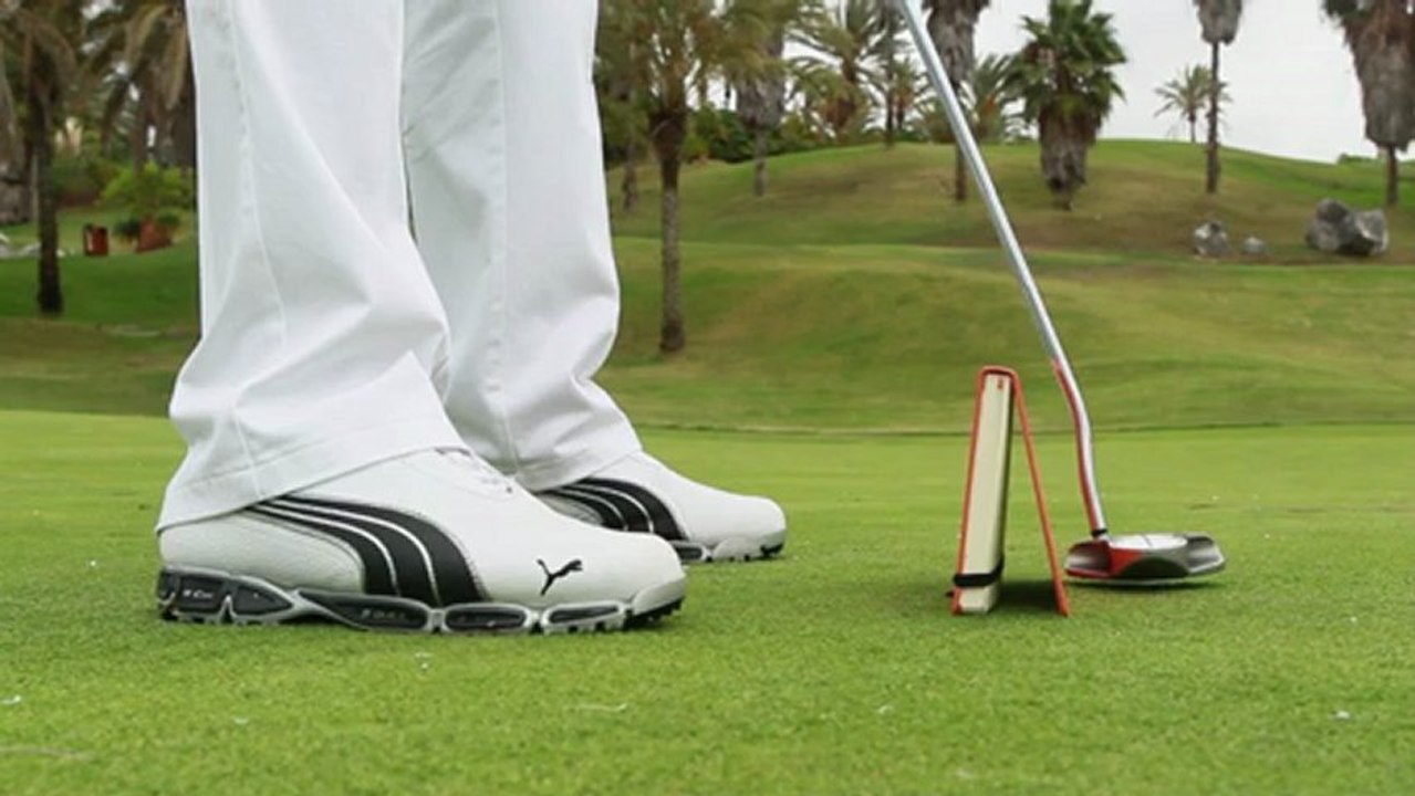 Use a notepad to improve your putting - Chris Ryan - Today's Golfer