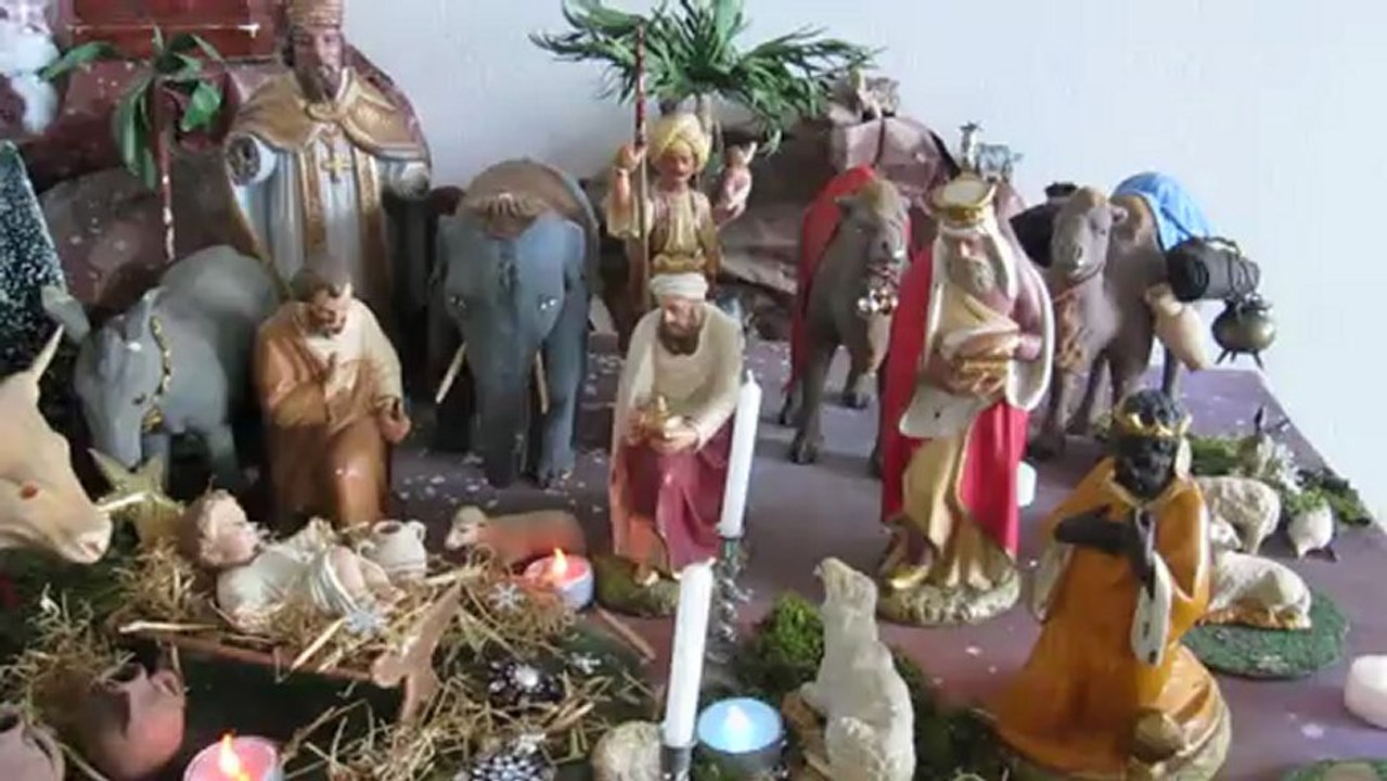 Crèche de noël 2012 vergaville gerardo, santons anciens d'église Pieraccini Devineau