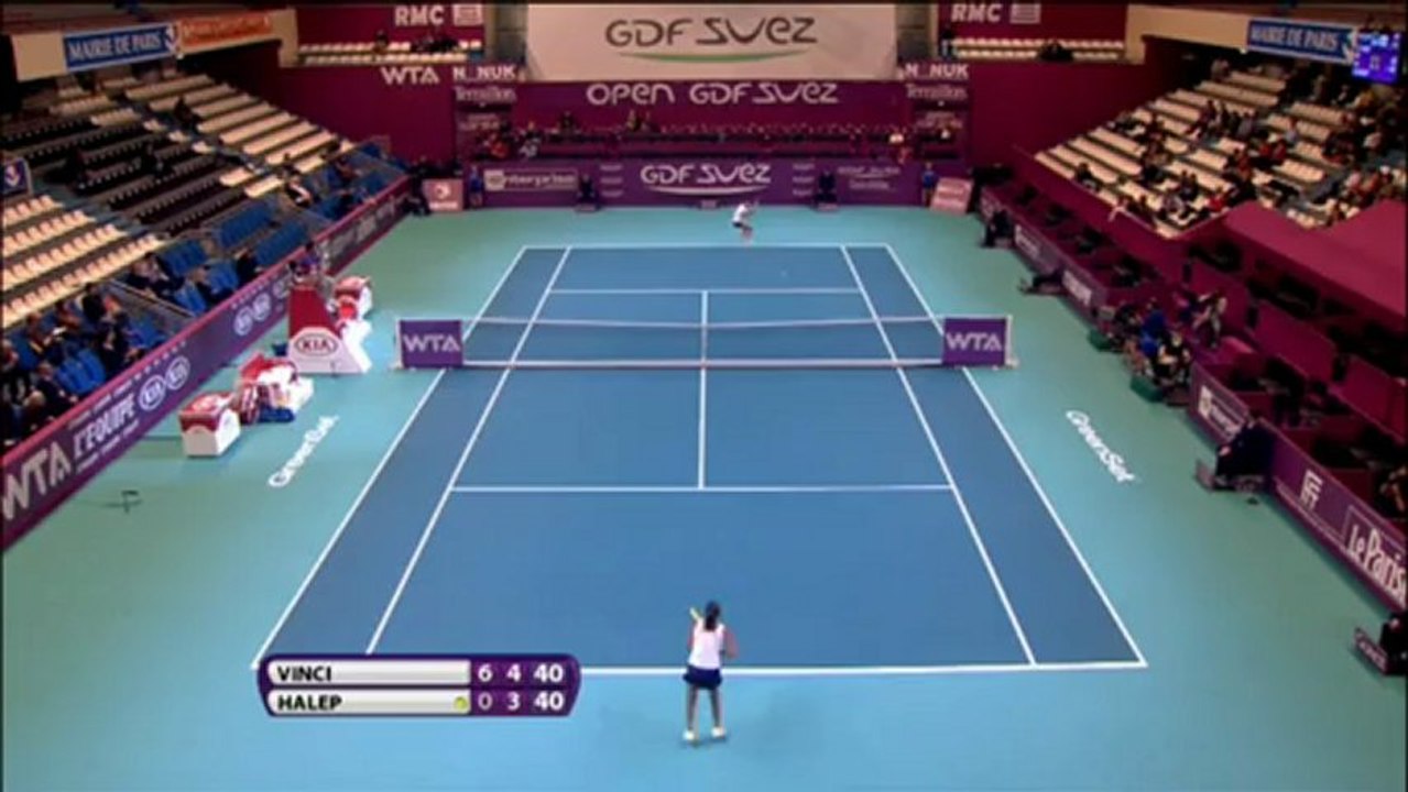 Vinci trounces Halep