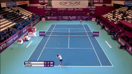 Vinci batte Halep - Parigi, 1° turno