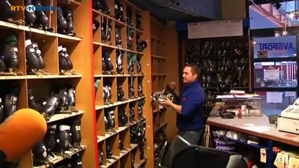 Martin Drent ijshockeyt met SC Veendam - RTV Noord