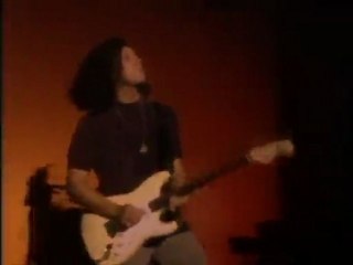 1990 - Shout (Santa Barbara Bowl)