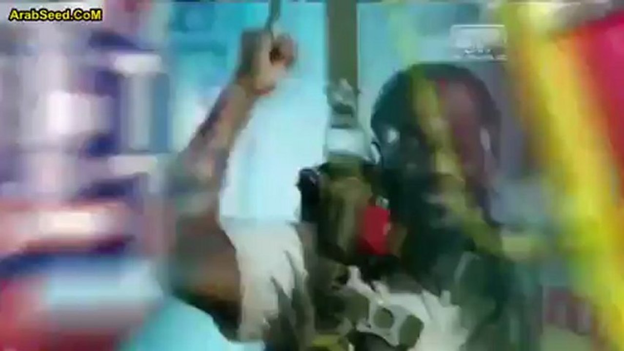 مترجم | عرض الرويال رامبل 2013 - الجزء الأول