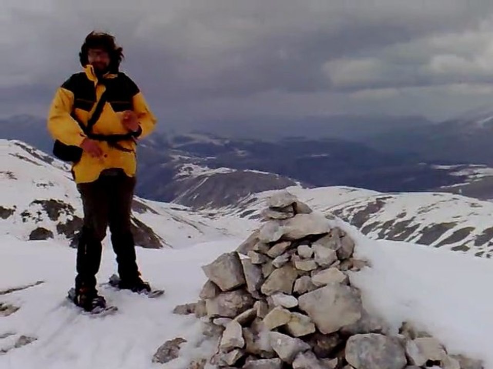 DOM.27-3-11: PARCO NAZ.ABRUZZO: MONTE ROCCA CHIARANO(2175) E SERRA ROCCA CHIARANO(2262)