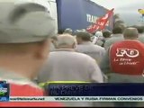 Empleados de Renault protestan contra despidos