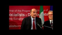 Bersani - Grillo, un autocrate non può parlare di dimissioni (29.01.13)