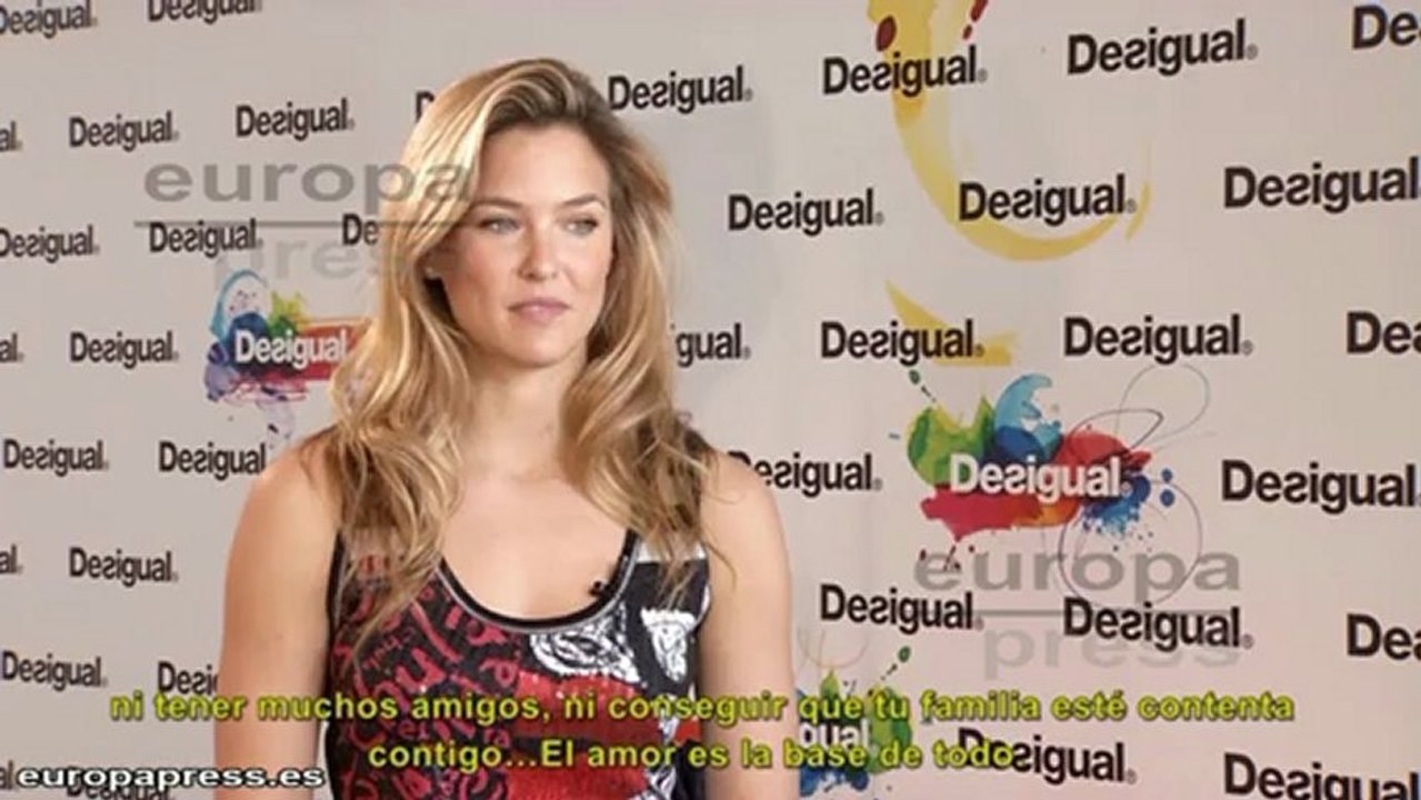Bar Refaeli, modelo de excepción en la colección 'We Love' de Desigual