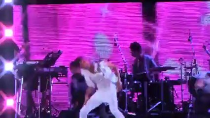 a-nation 2012 Opening, MAXIMUM,Superstar