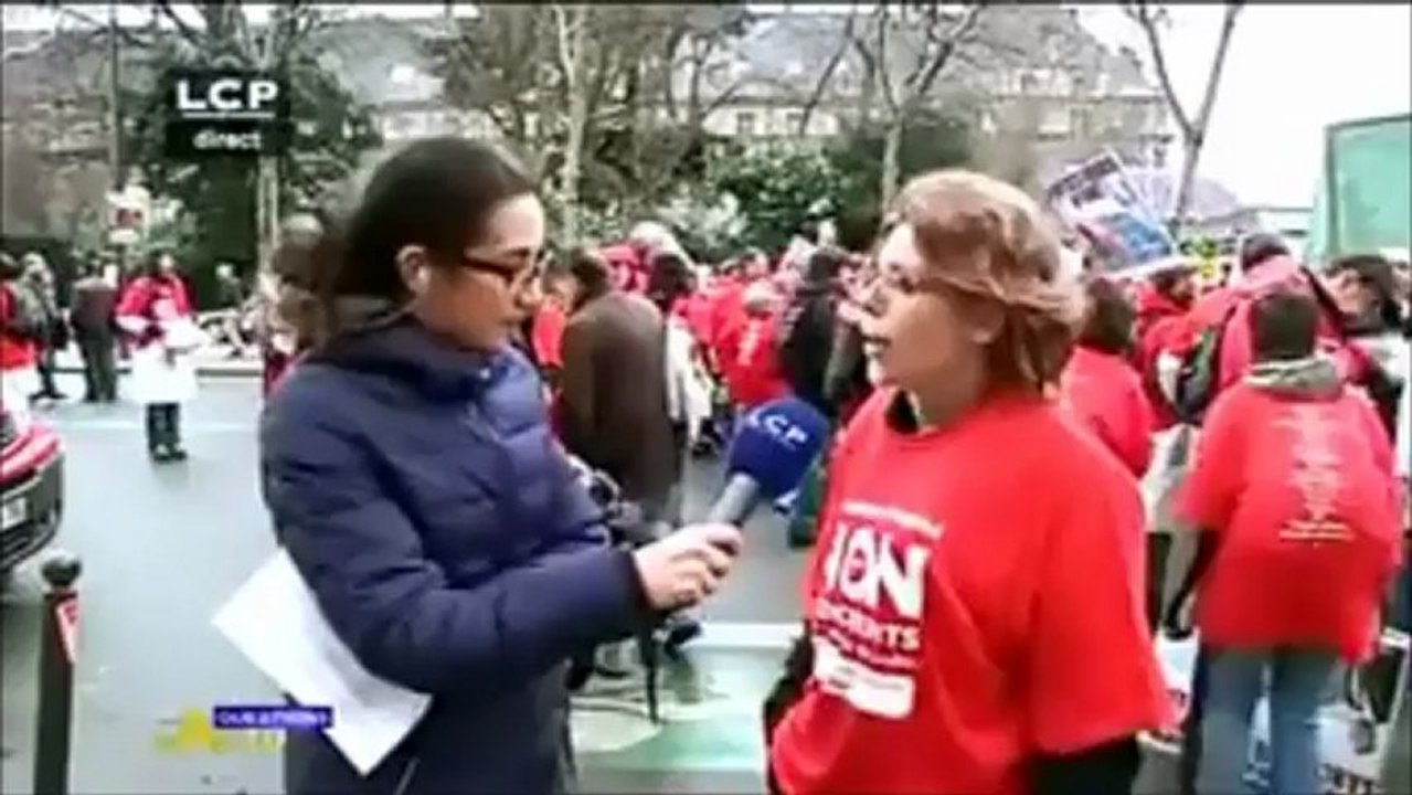 Manifestation "interdiction des licenciements financiers"