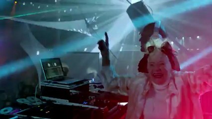 Taco Bell Super Bowl 2013 Commercial - Viva Young