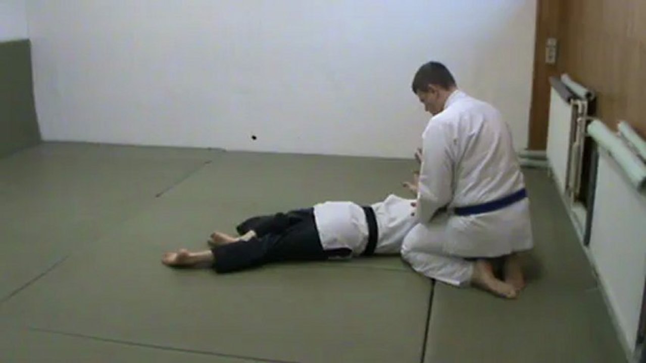 Suwari waza shomen uchi : nikyo omote kihon à refaire